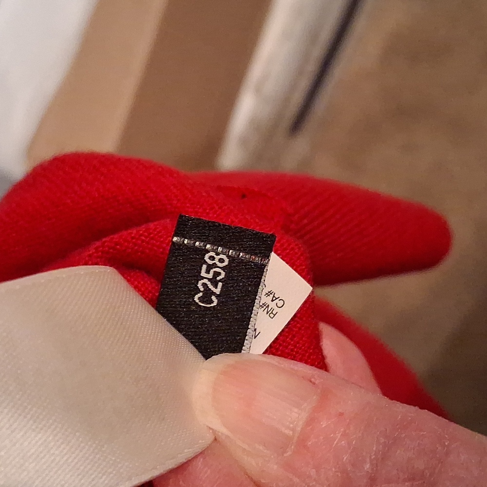Kate Spade Red Pink Sweater With Bow. Size Medium - Picture 6 of 7